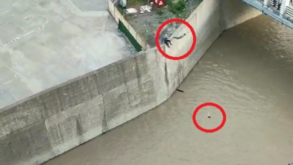 Artvin'de dereye düşen Eslem'i kurtaran cesaretin arkasındaki hikaye: Askerlikte dalgıçlık eğitimi