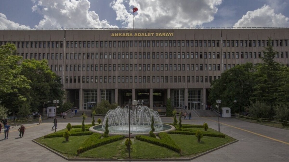 FETÖ'nün 'kamu mahrem yapılanması'na yönelik soruşturmada 24 gözaltı kararı