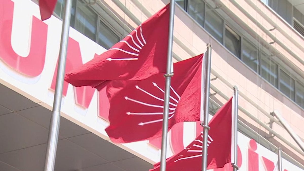 CHP Kayseri İl Başkanlığı binasının duvarlarına yazılar yazıldı