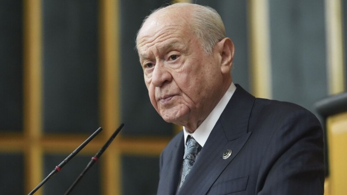 Devlet Bahçeli’den CHP’ye kurultay için 9 Eylül önerisi