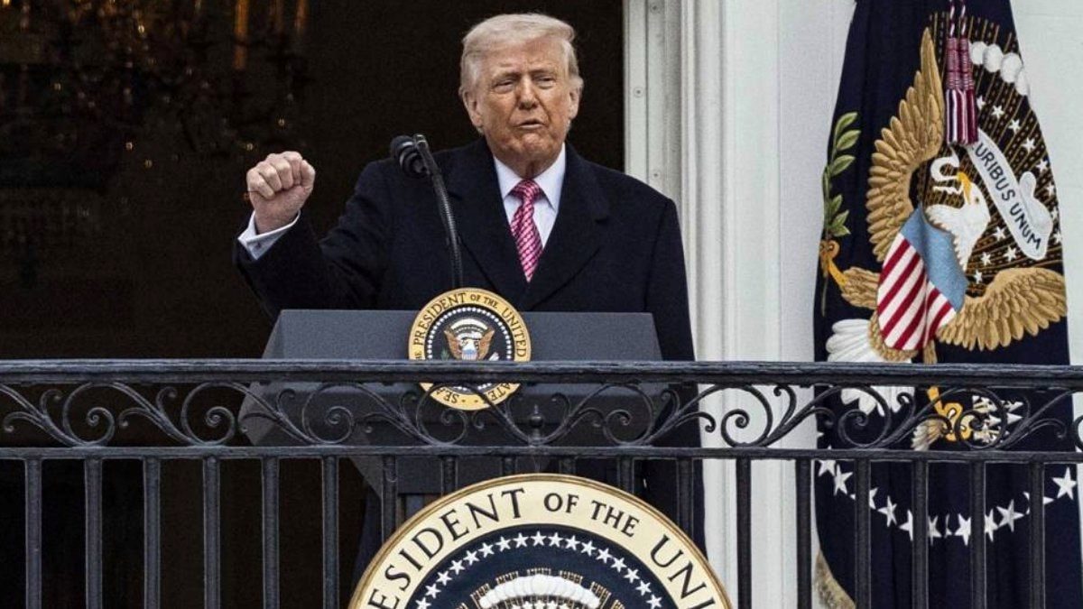 ABD'de anket: Seçmenin Trump'a desteği yüzde 32'ye düştü