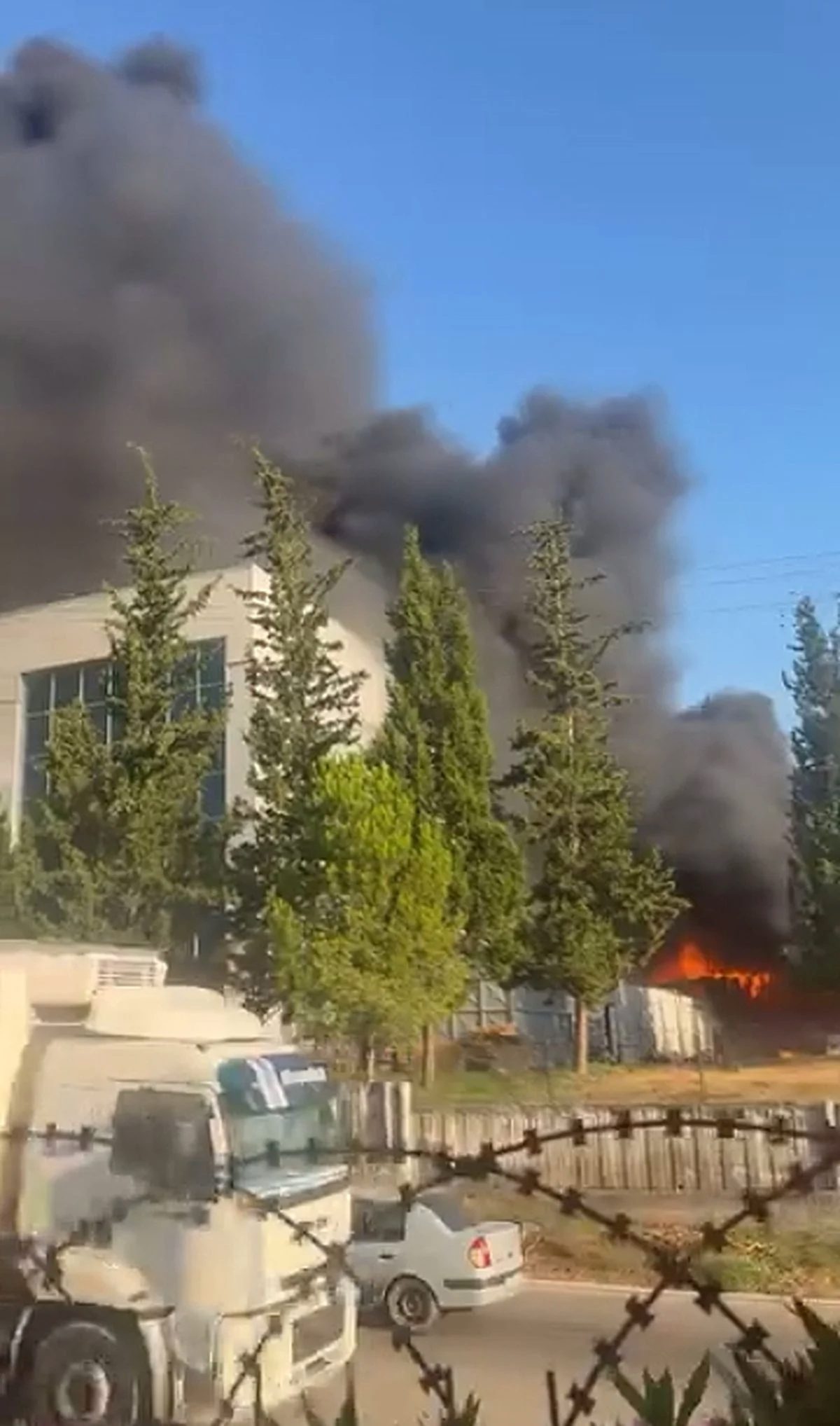 Adana'da OSB'de fabrika yangını