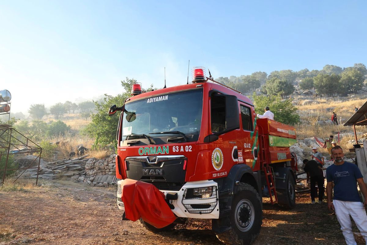 Adıyaman’da orman yangını; söndürme çalışmaları sürüyor