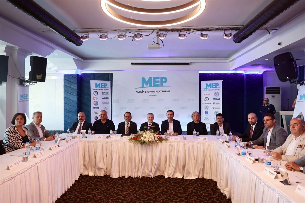 AK Parti Mersin Milletvekili Nebati, meslek kuruluşlarının temsilcileriyle buluştu