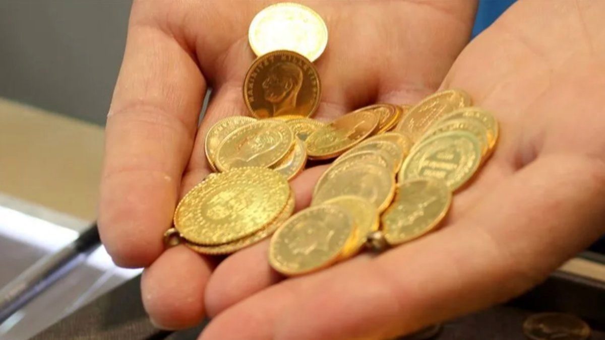 Altının onsu yüzde 2,2 düşüşle 4 bin 18 dolara indi
