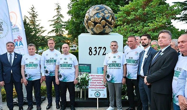 Bayrampaşa'da Srebrenitsa şehitleri için anlamlı yürüyüş