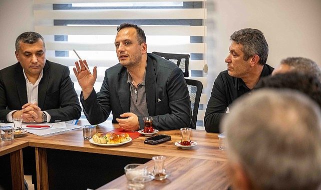 Bornova'da mahallelerin nabzı muhtarlarla tutuluyor