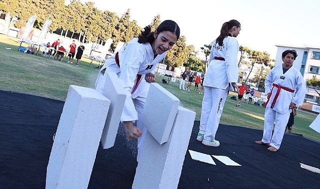 Çeşme Belediye Spor Yaz Spor Okulları kapılarını açtı