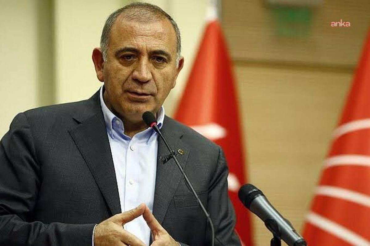 CHP İstanbul İl Başkanı Tekin'den Yeni Partili Bulut'a Sert Yanıt: 'Figüranlarımız Vardı, Sizin Gibi'