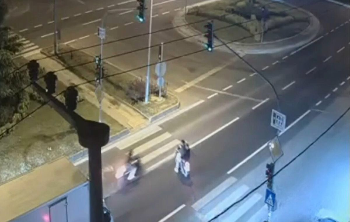 Düzce'de Yaya Geçidinde Motosiklet Çarpışması: 3 Yaralı