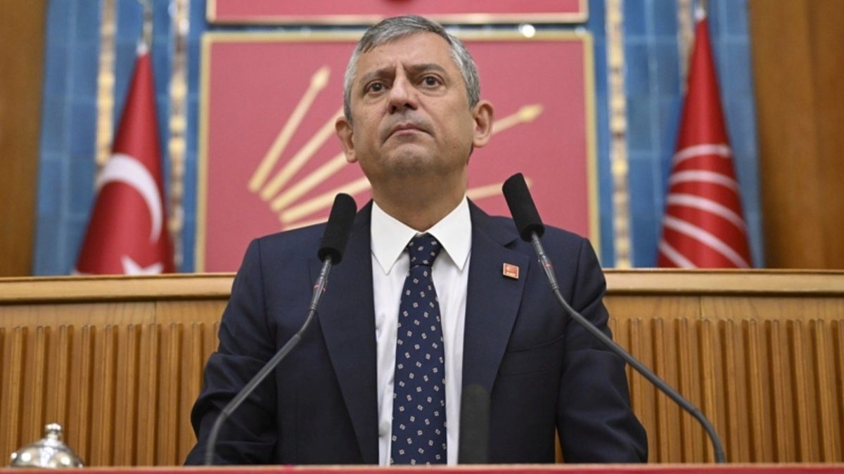 Financial Times, Özgür Özel'i manşetlerine taşıdı: Erdoğan'a karşı meydan okuma