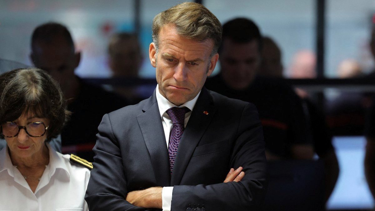 Fransa Cumhurbaşkanı Macron: Eşi benzeri görülmemiş bir yangınla karşı karşıyayız
