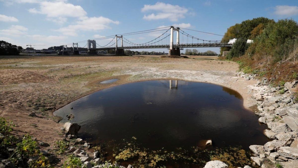 Fransa'da derelerin yüzde 25'i kurudu