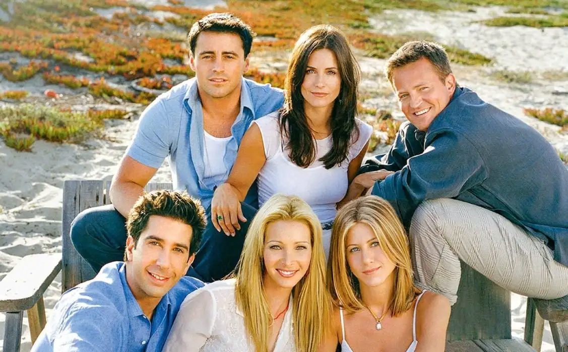 Friends Tüm Sezonlarıyla Netflix’e Geri Döndü!
