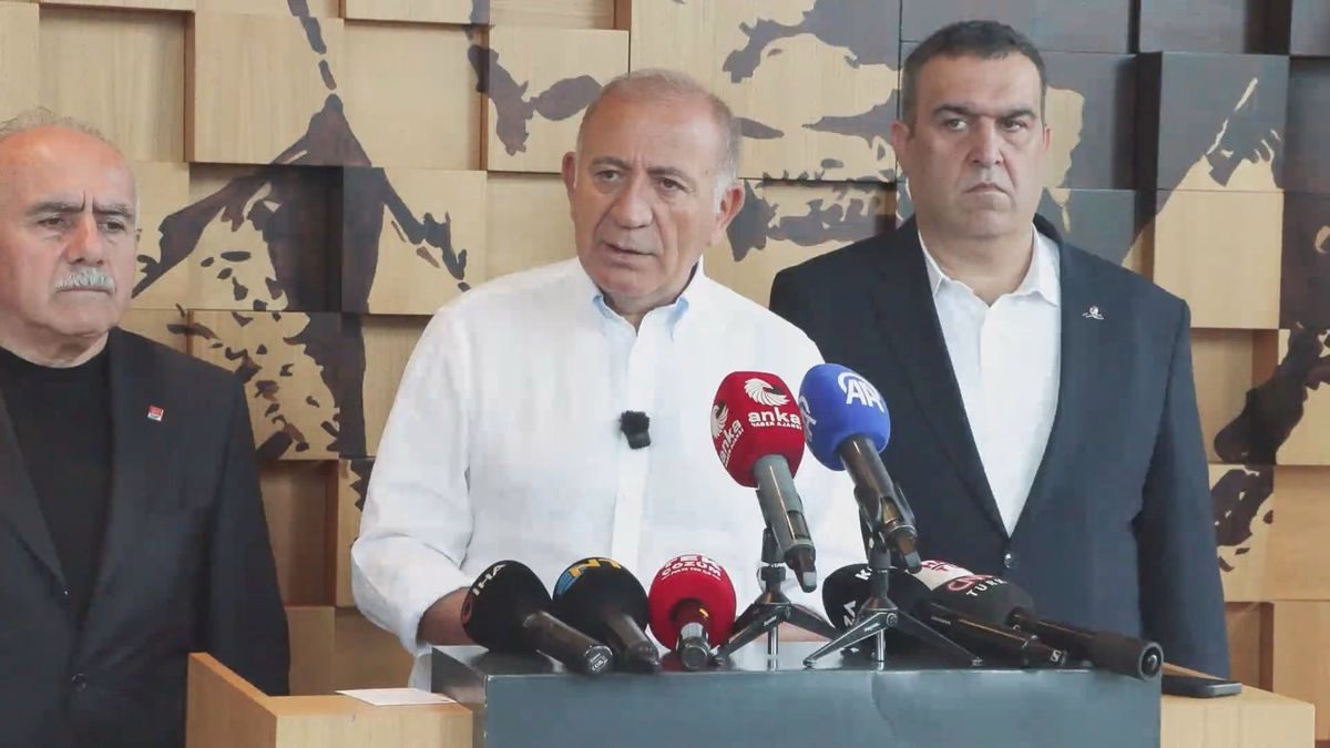 Gürsel Tekin: 'Bermuda Üçgeni ile Mücadele Ediyoruz, O Çeteleri Açıklayacağım'