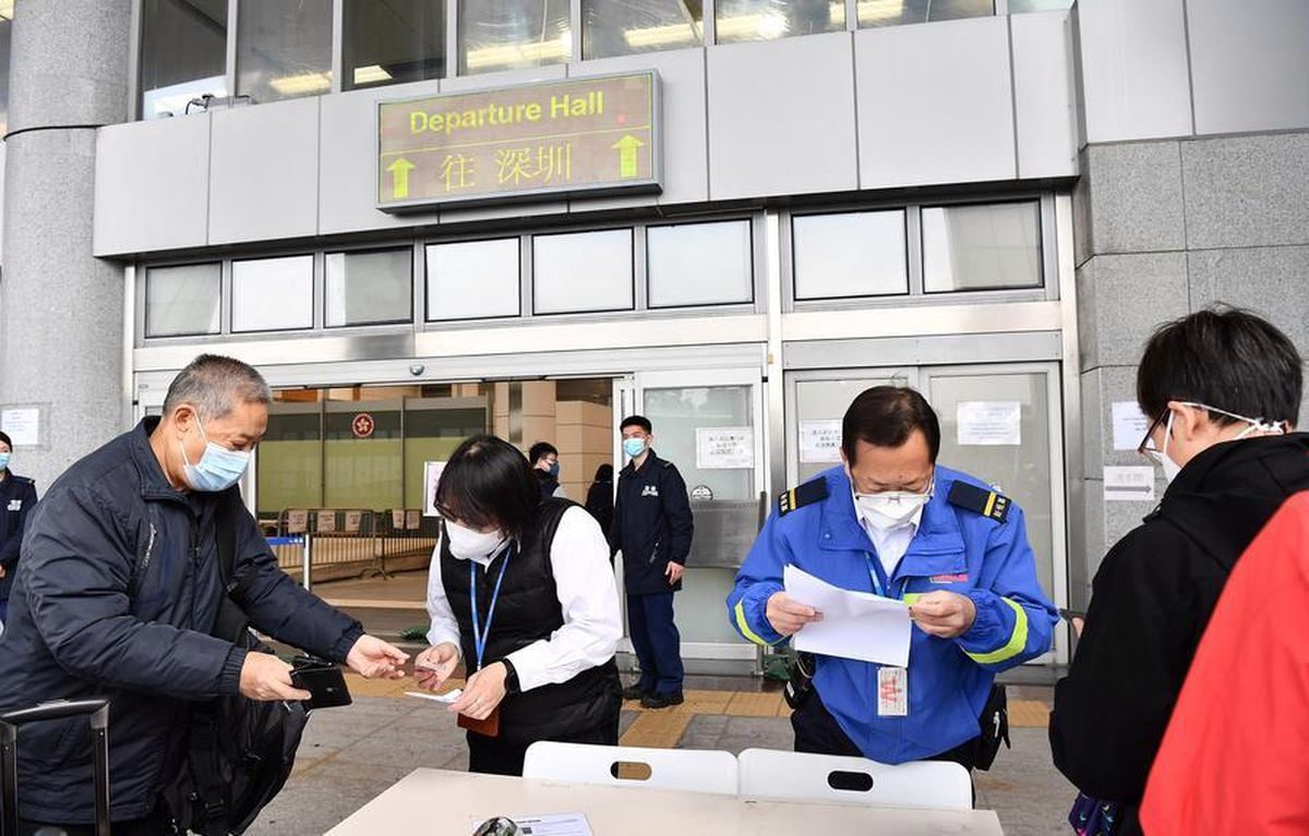 Hong Kong gümrüğü, 790 bin dolarlık 225.000 kaçak elektronik çip ele geçirdi