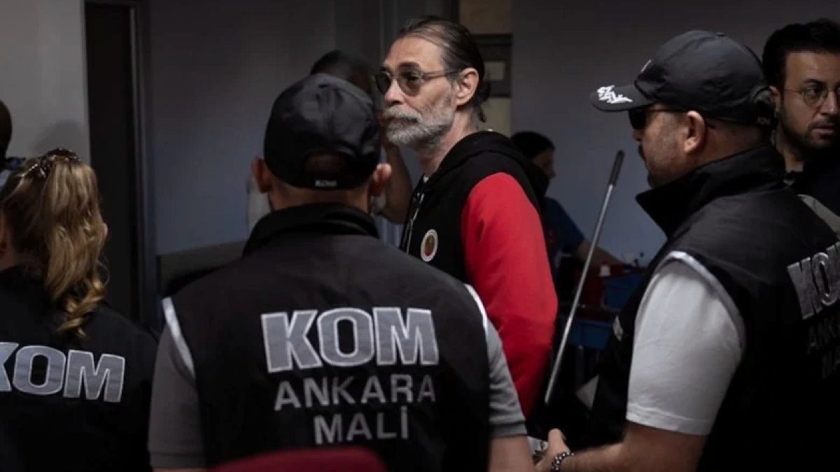 İçişleri Bakanlığı: Etimesgut Belediyesi'ne mali suç operasyonunda 52 şüpheli yakalandı