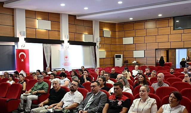 İzmir'de Su Zirvesi: Suyun Geleceği İçin Kritik Toplantılar Gerçekleştirildi
