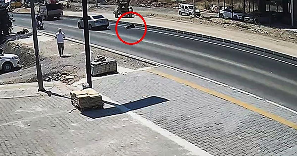Kamyonetin çarptığı yaya ağır yaralandı; 16 yaşındaki sürücü gözaltında