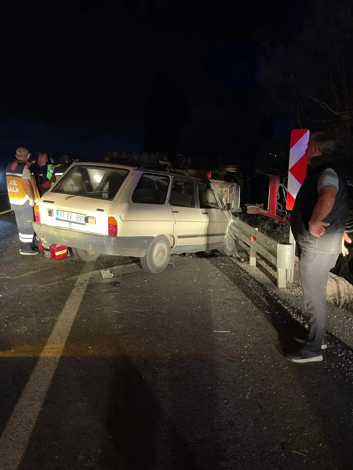 Kastamonu'da otomobil ile traktör çarpıştı: 1 ölü, 1 yaralı