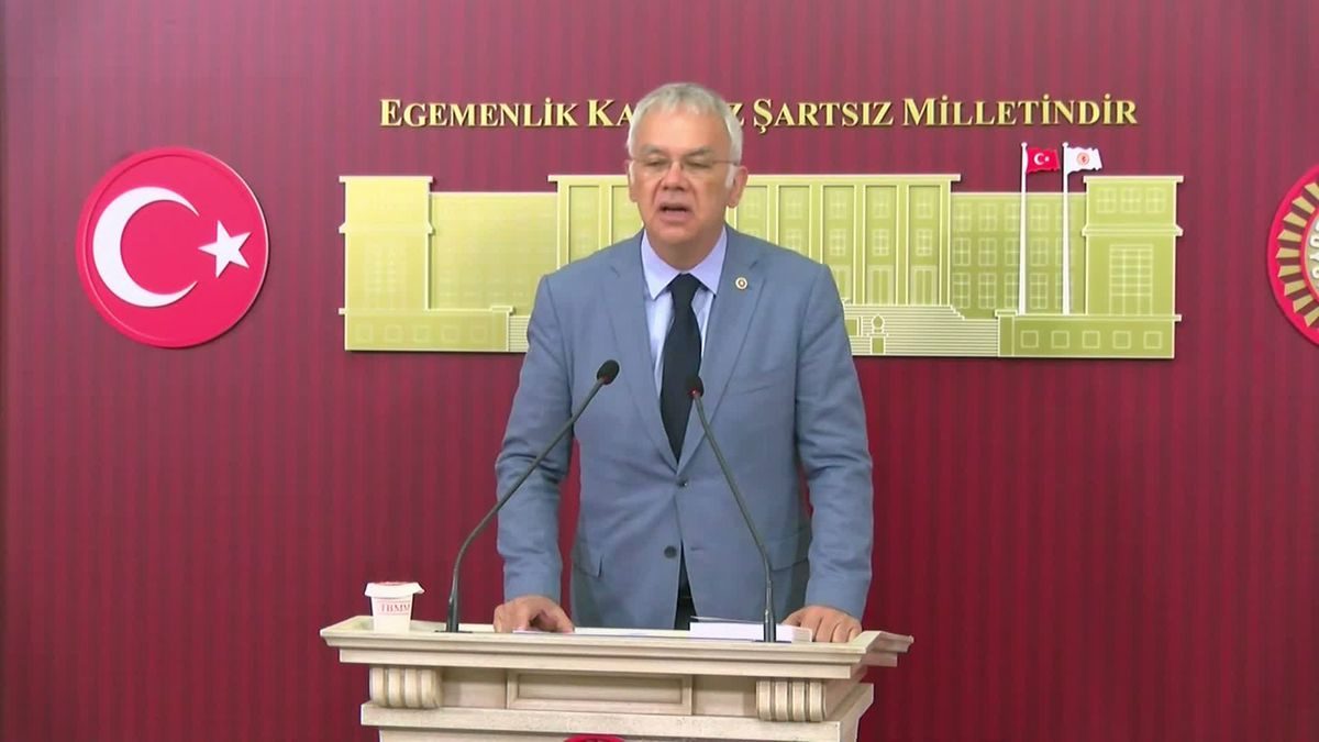 Kayıhan Pala: "Hasta güvenliğini odağına alacak ücretsiz, erişilebilir sağlık sistemine ihtiyacımız var"
