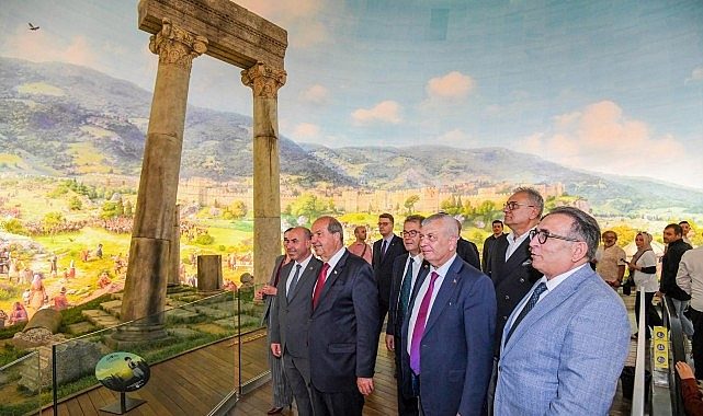 KKTC 5. Cumhurbaşkanı Ersin Tatar Osmangazi Belediyesi'nin Ev Sahipliğinde Bursa'da