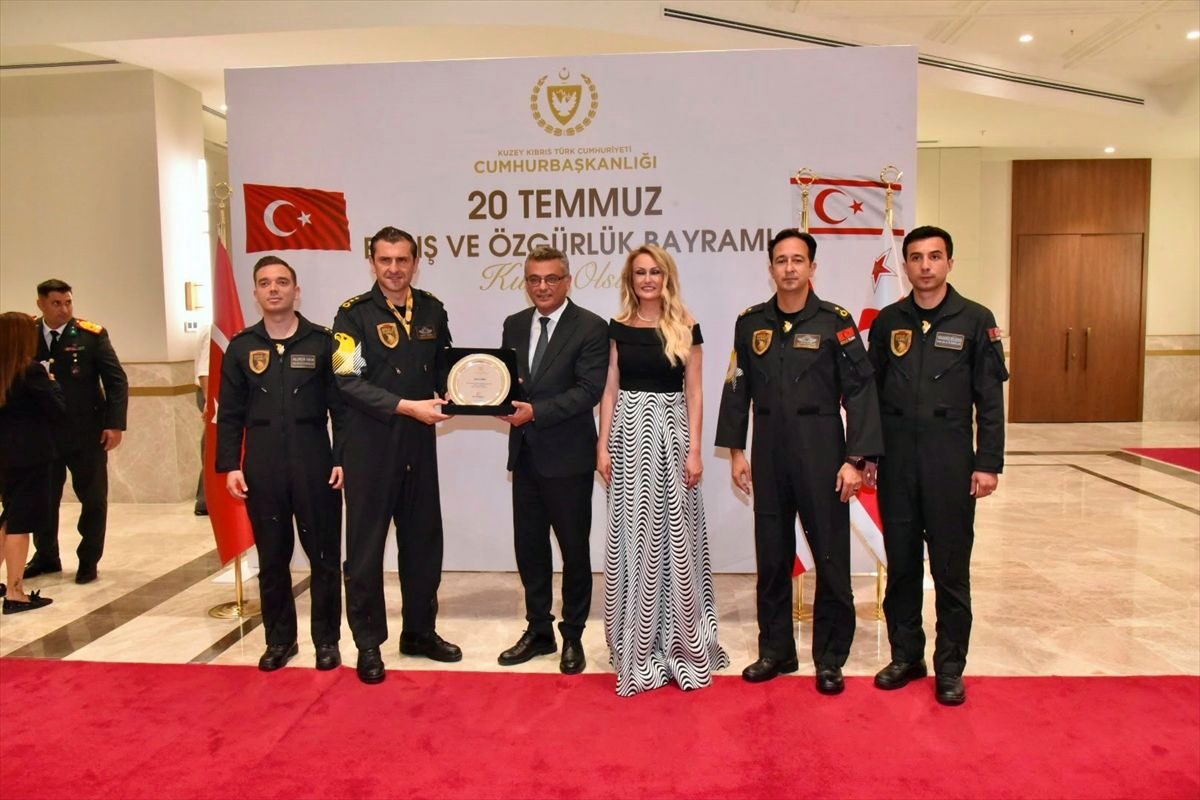 KKTC Cumhurbaşkanlığında Barış ve Özgürlük Bayramı resepsiyonu düzenlendi