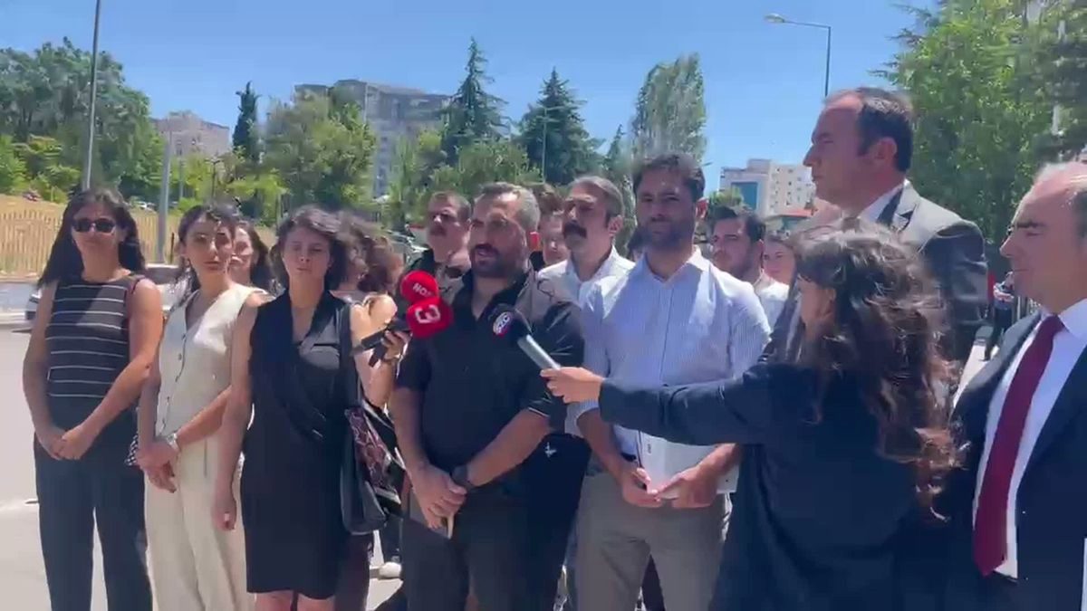 Mağdur öğretmenlerden Çalışma ve Sosyal Güvenlik Bakanlığı toplantısı sonrası açıklama: "Toplantı bizce anlamlı olduğu kadar da verimli geçti"