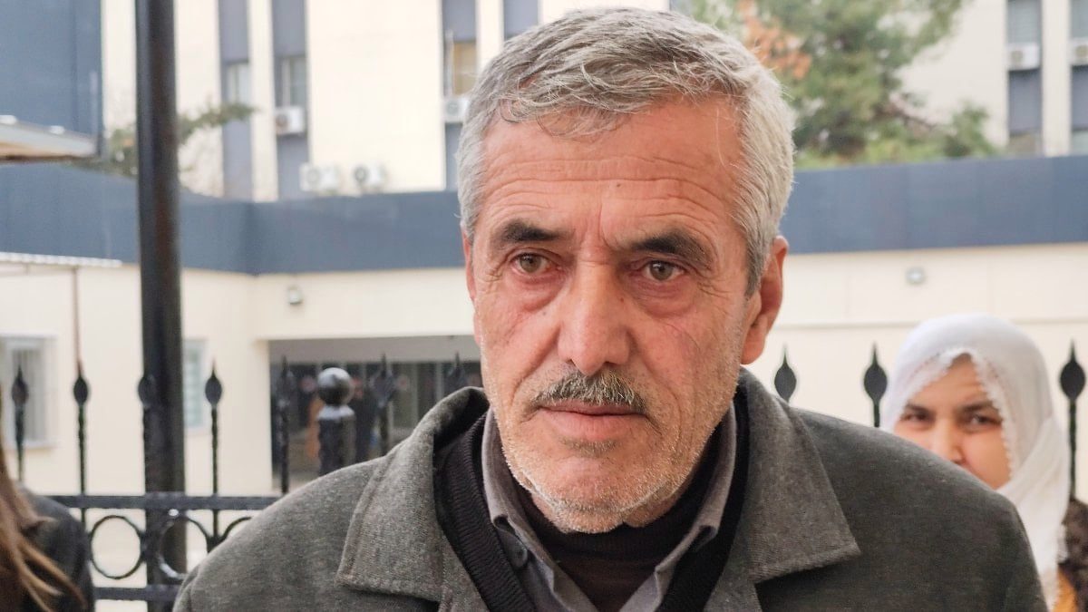 Mardin'de oğlunun bombalı tuzağından kurtulan adam kalbine yenik düştü