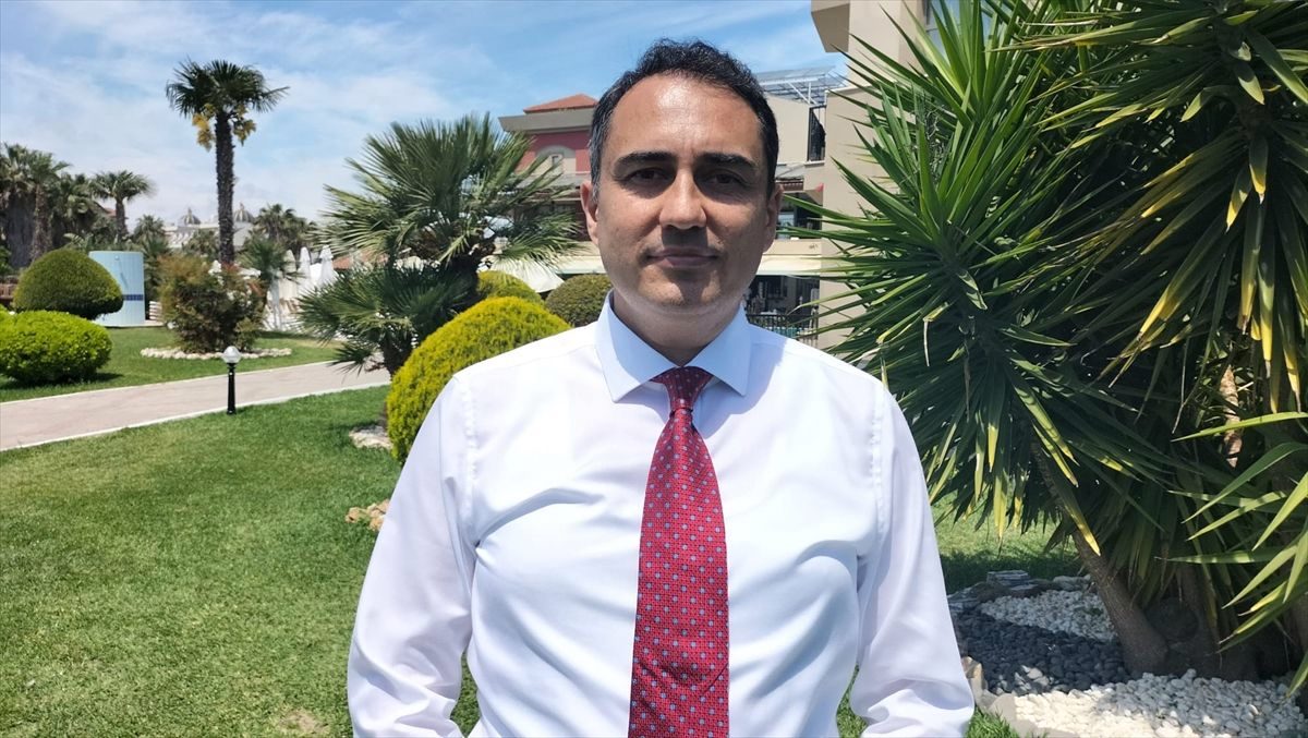 MASTOB Başkanı Süral Manavgat'taki halk plajlarının kamu yararına hizmet etmesi gerektiğini bildirdi