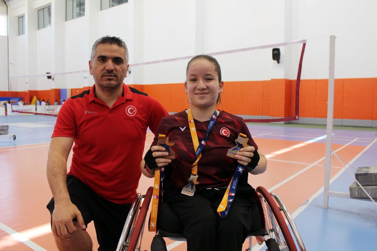Milli para badmintoncu Tuğba: Hedefim uluslararası yarışmalarda derece yapmak