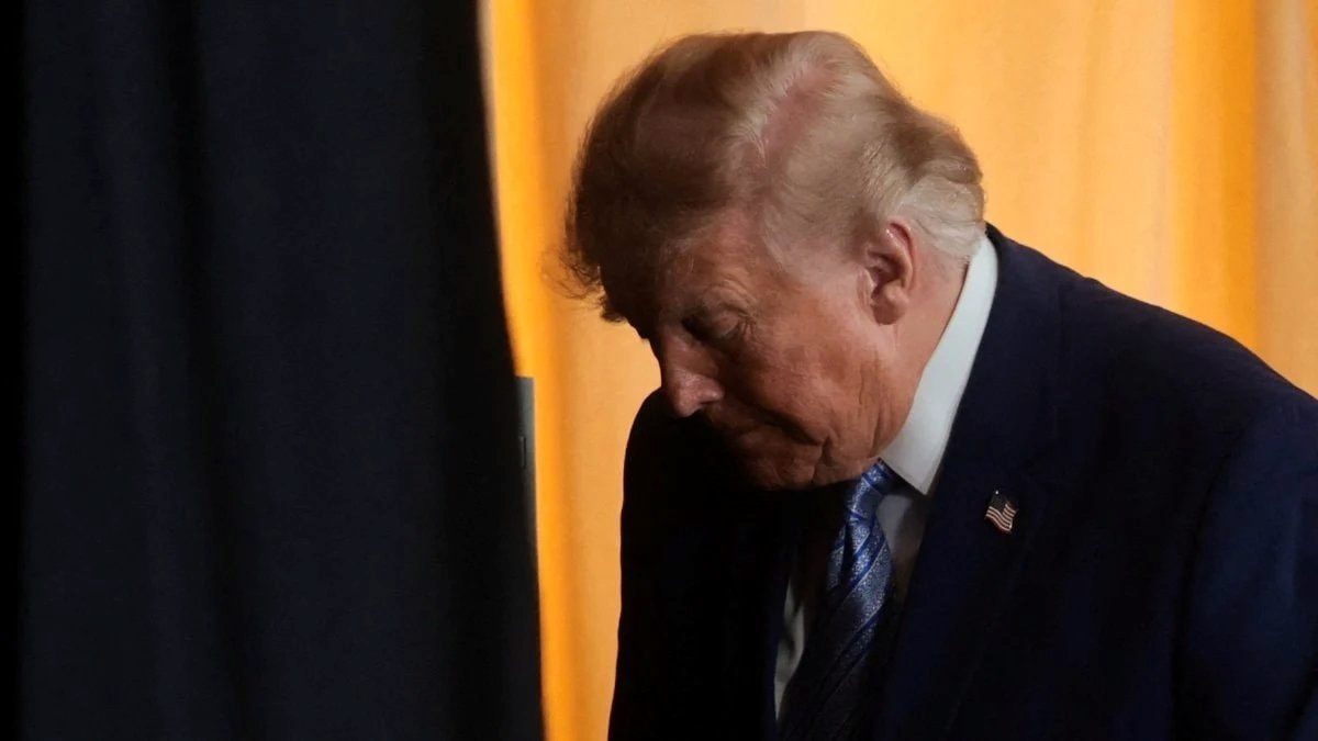 New York Times: Trump füze stoku uyarılarının ardından saldırıları erteledi