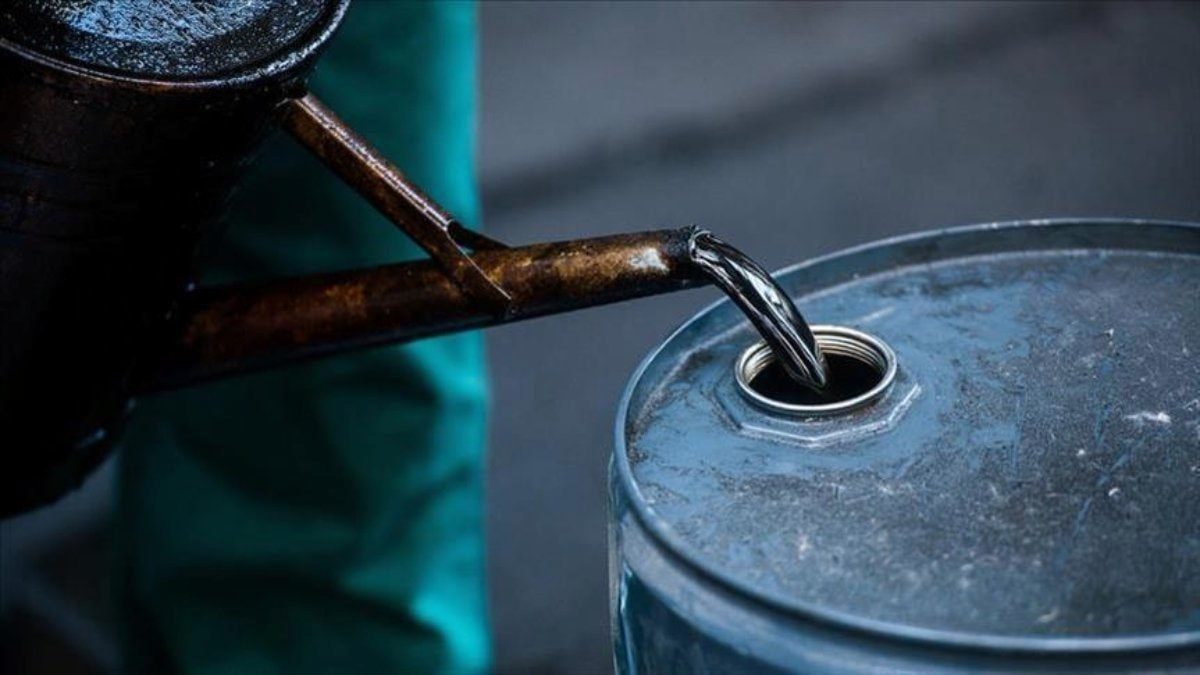 Petrol fiyatları 96 dolara yakın seyrediyor