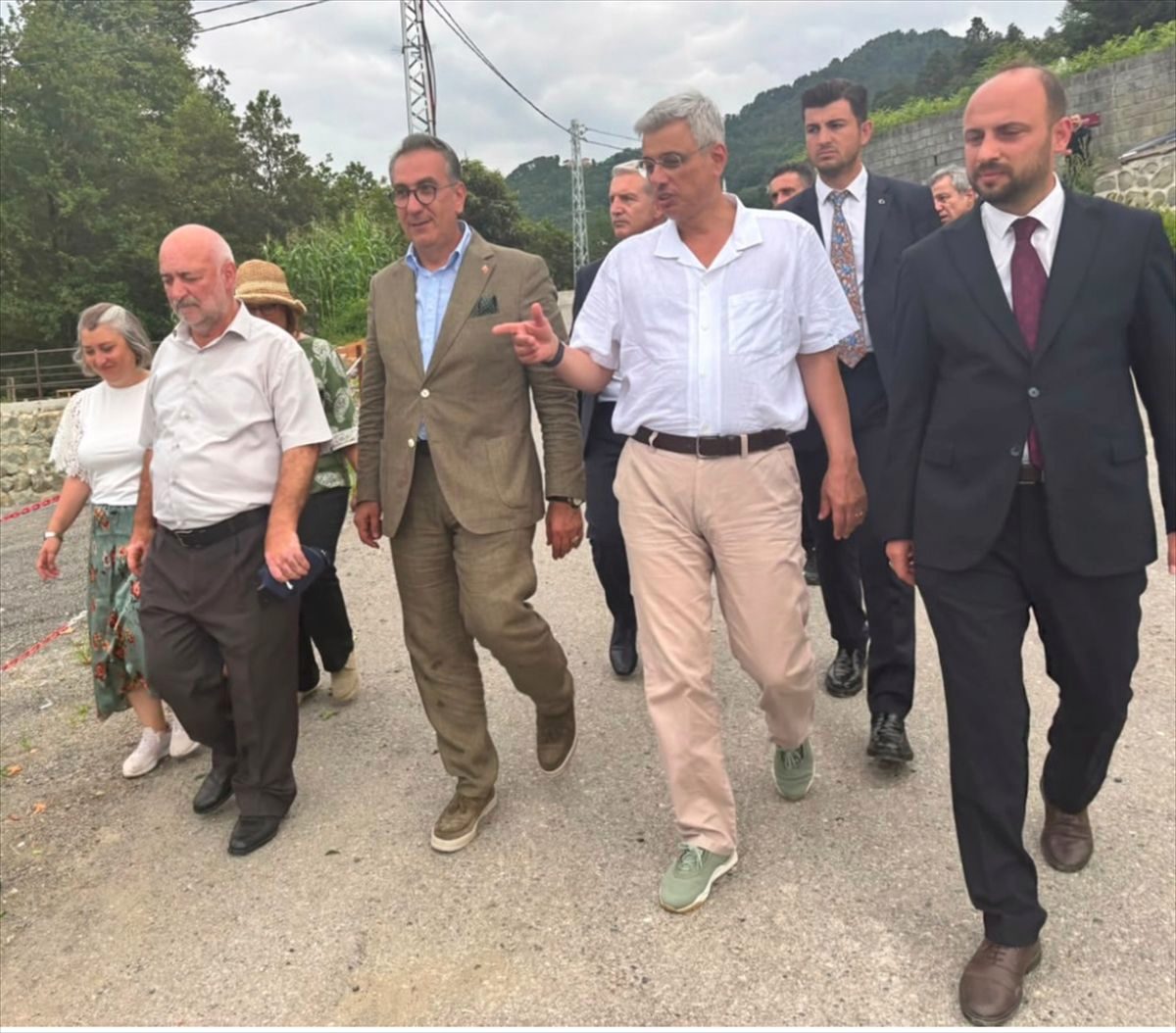 Sağlık Bakanı Memişoğlu Trabzon'da tarihi konaktaki müzeyi ziyaret etti