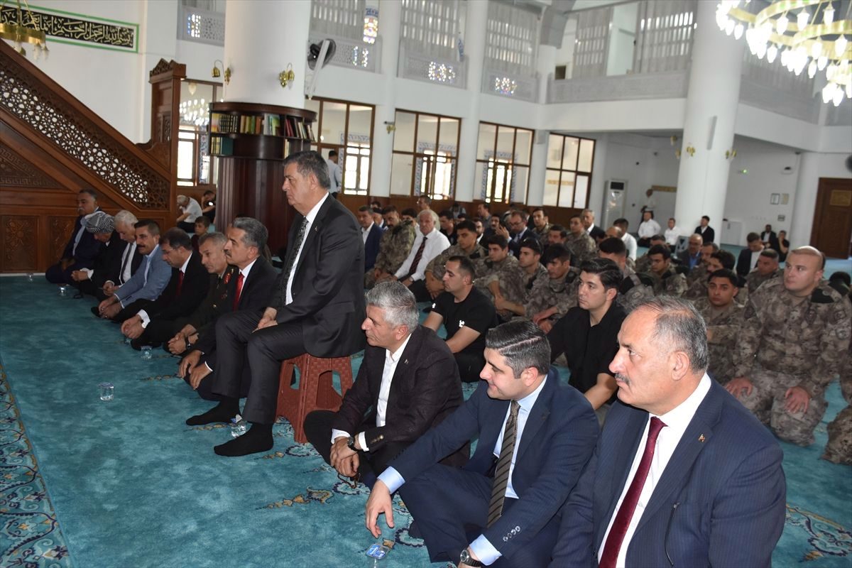 Şırnak ve Bingöl'de şehitler için mevlit