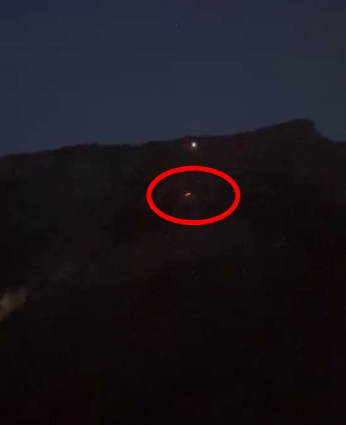 Şırnak'ta dağda mahsur kalan 2 mühendise ulaşmak için çalışma başlatıldı