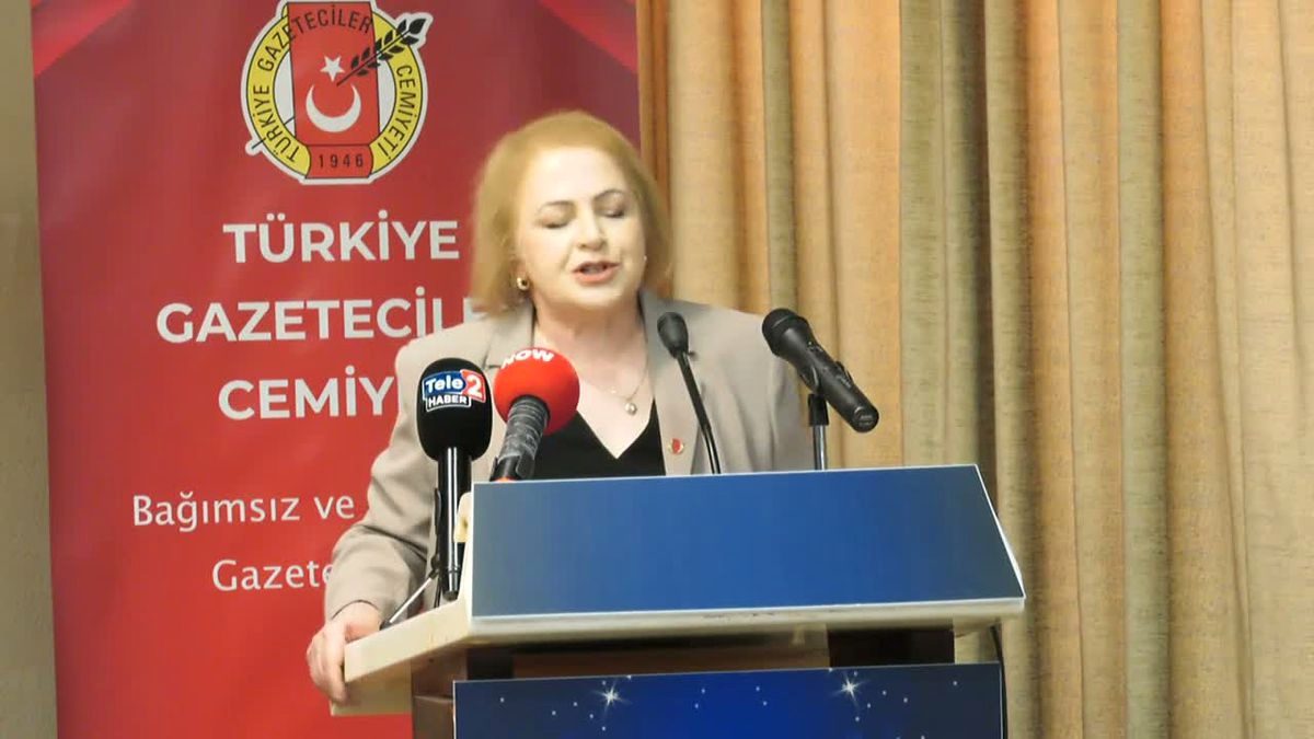 TGC Basın Özgürlüğü Ödülleri törenle verildi... İsmail Arı: Hem bağımsız gazeteciliği ortadan kaldırmak, hem de gazetecileri susturmak istiyorlar