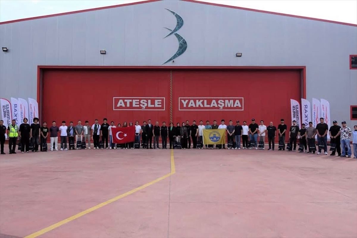 Trakya Üniversitesi öğrencileri Baykar Test ve Eğitim Merkezini ziyaret etti