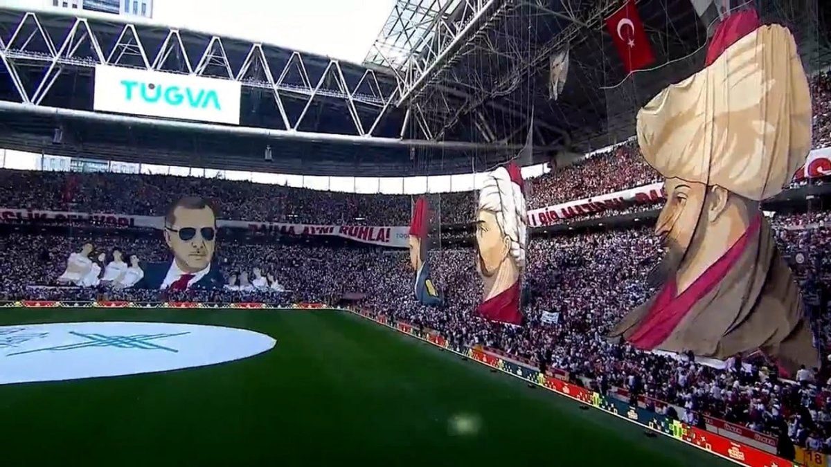 TÜGVA programında beğeni toplayan 'maziden atiye' koreografisi