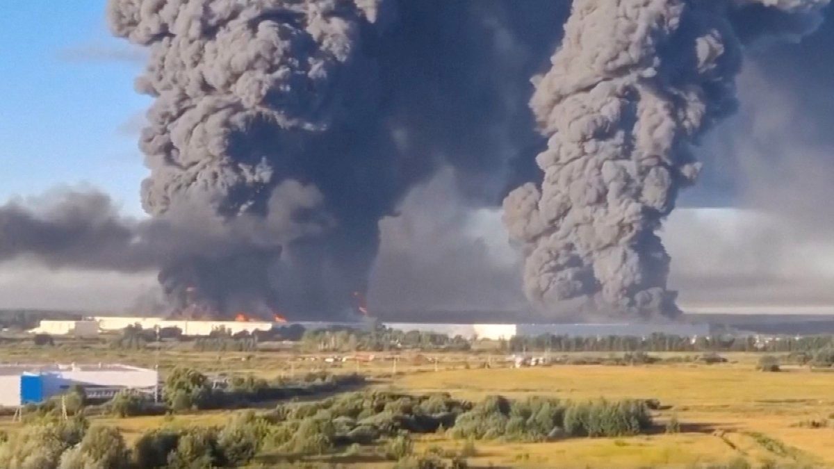 Ukrayna'dan Rusya'nın e-ticaret devine İHA saldırısı: 8 ölü, 62 yaralı