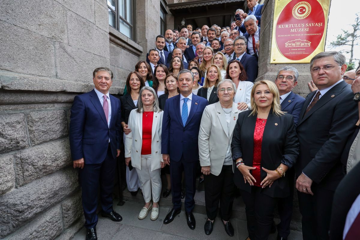 YENİ Parti'de PM, YDK ve grup başkanvekilleri belirlendi