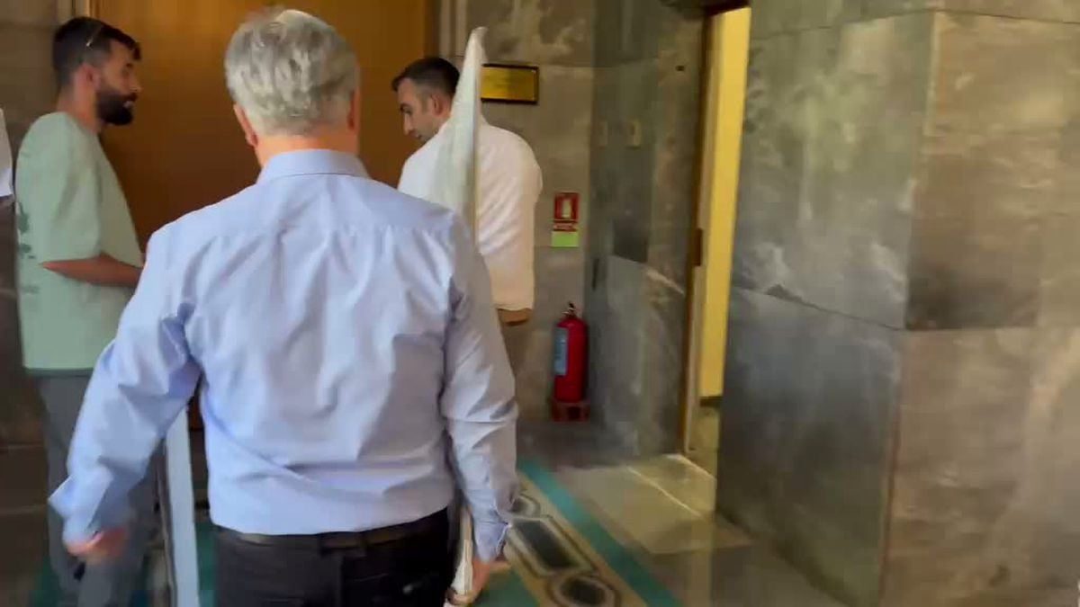 YENİ Parti'nin grup toplantı salonu hazırlandı, salı günü saat 11.45'te yapılacak