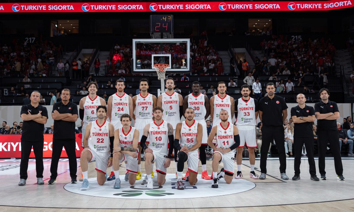 A Milli Basketbol Takımı, Litvanya'yı 94-66 Mağlup Etti
