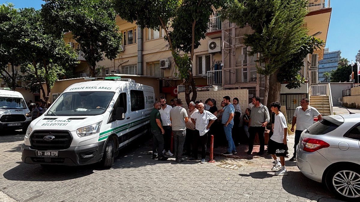 Adana'da kalaşnikoflu saldırganı durdurmaya çalışırken vurularak can verdi