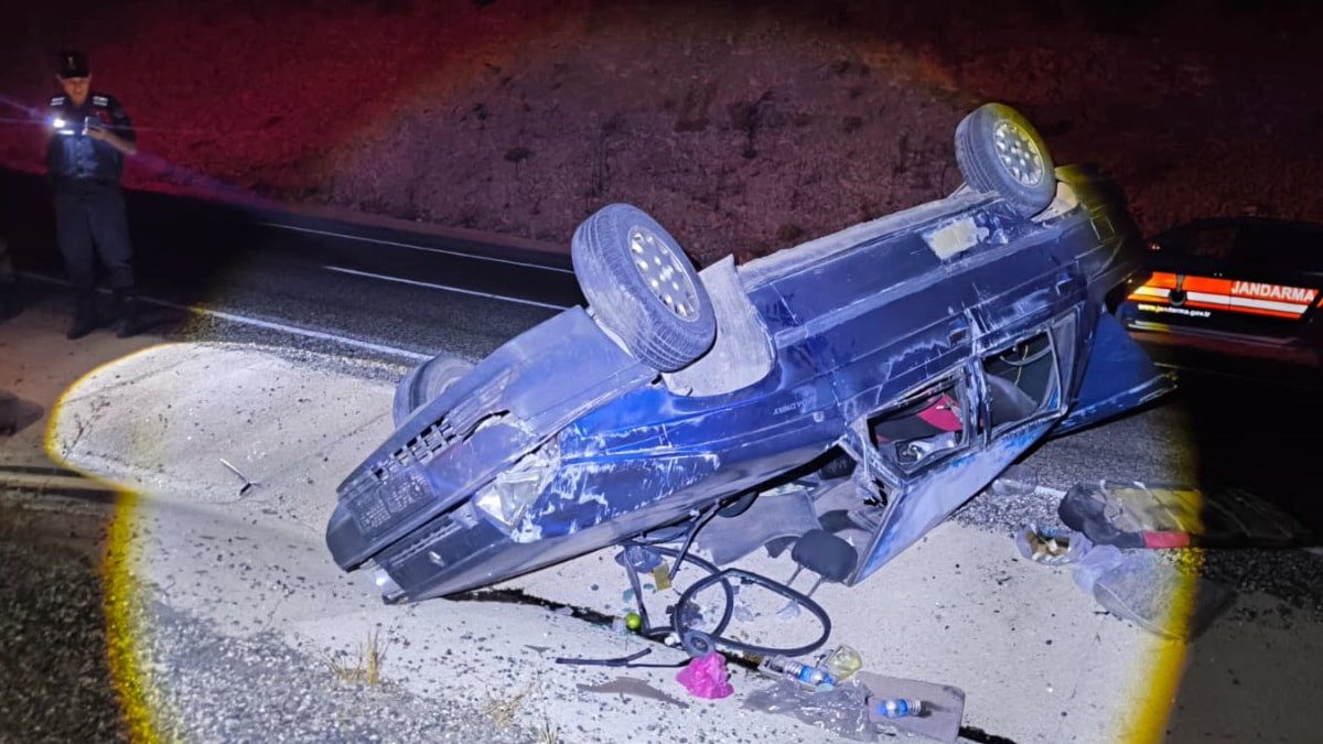 Adıyaman’da seyir halindeki otomobilin tekeri çıktı: 5 yaralı