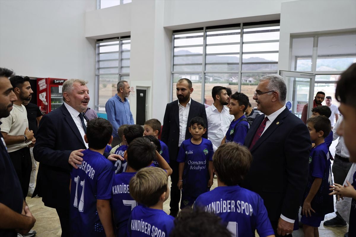 Ahlatcı'dan Osmancık'a Spor Ziyareti