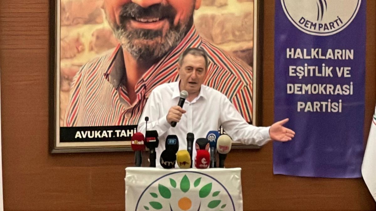Bakırhan: Kürt meselesi siyasi zeminde çözülmeli