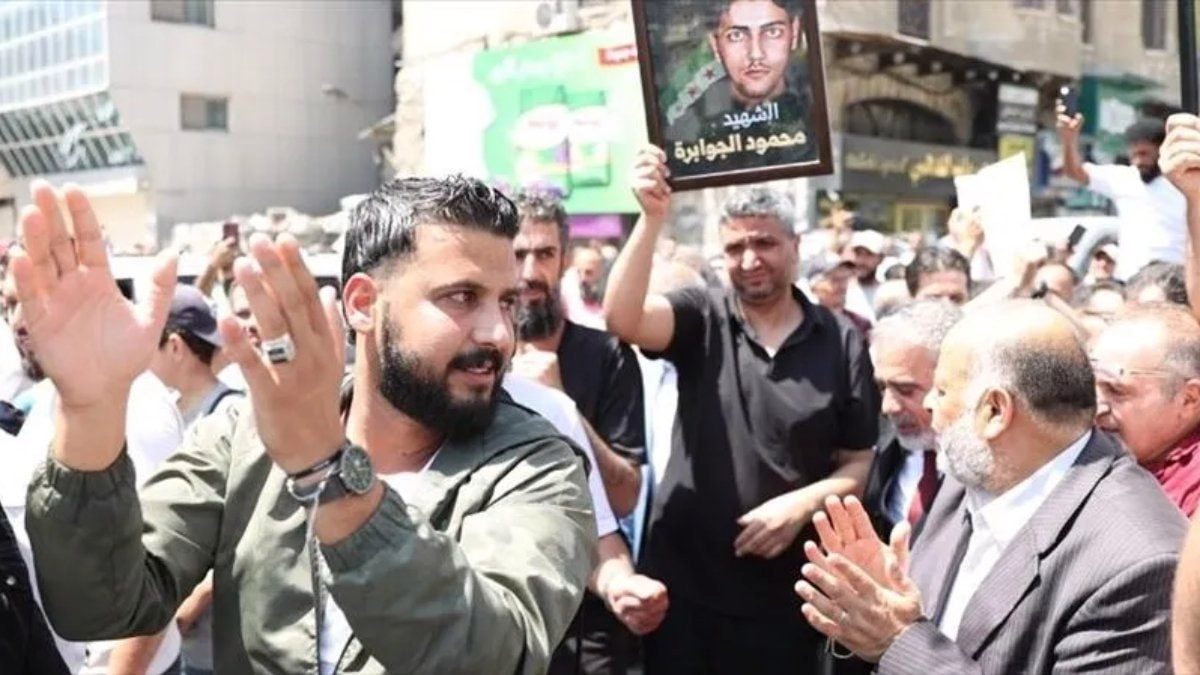 Beşar Esad'a idam cezası rejim mağduru Suriyelileri sevindirdi: 'Devrim zafer kazandı'