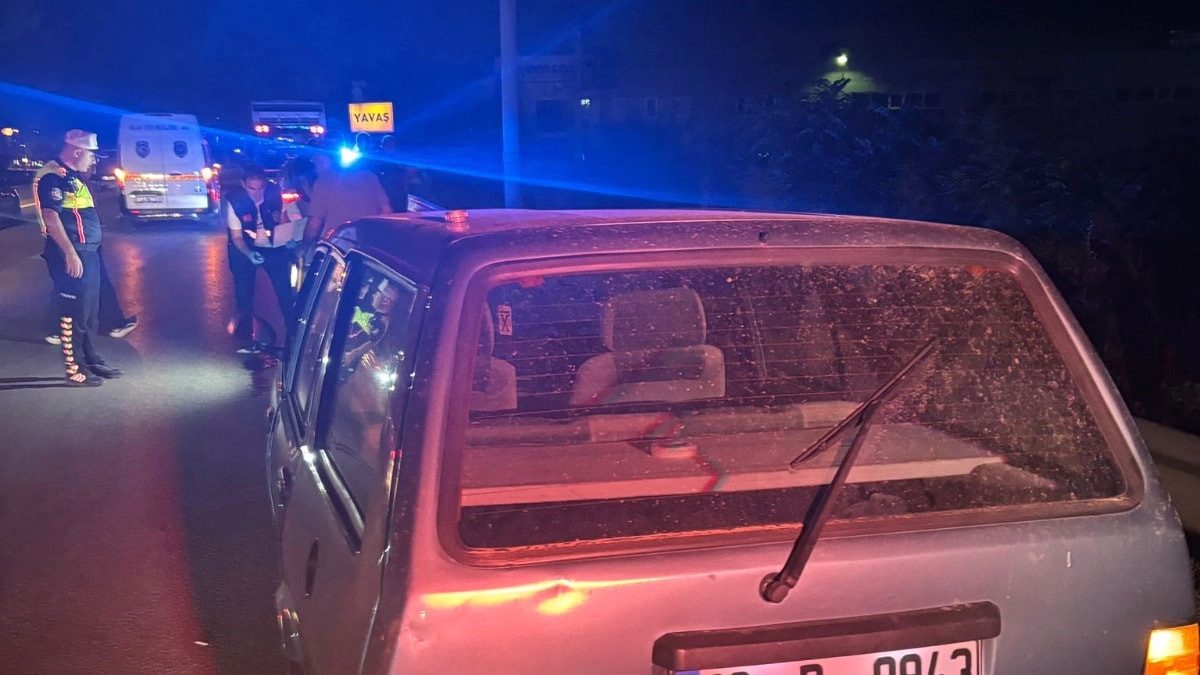 Bursa'da yakıt almak için aracından inen sürücüye kamyonet çarptı