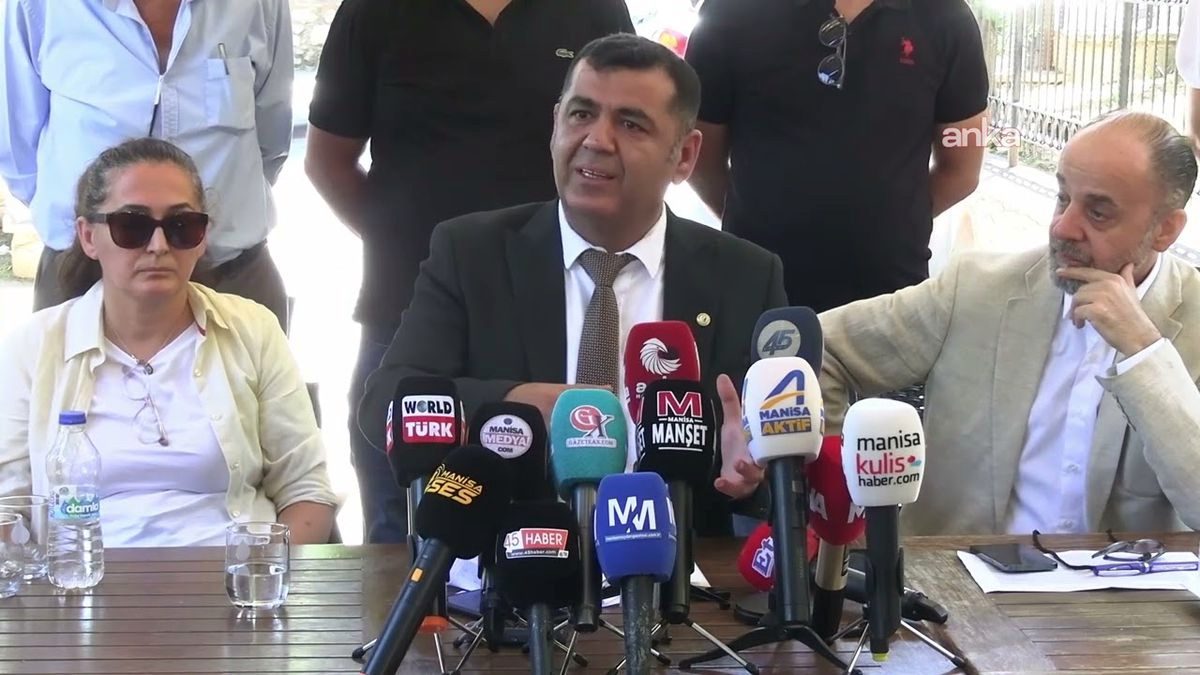 CHP Manisa İl Başkanı Engin Uzun sağlık sorunları nedeniyle görevinden ayrıldı